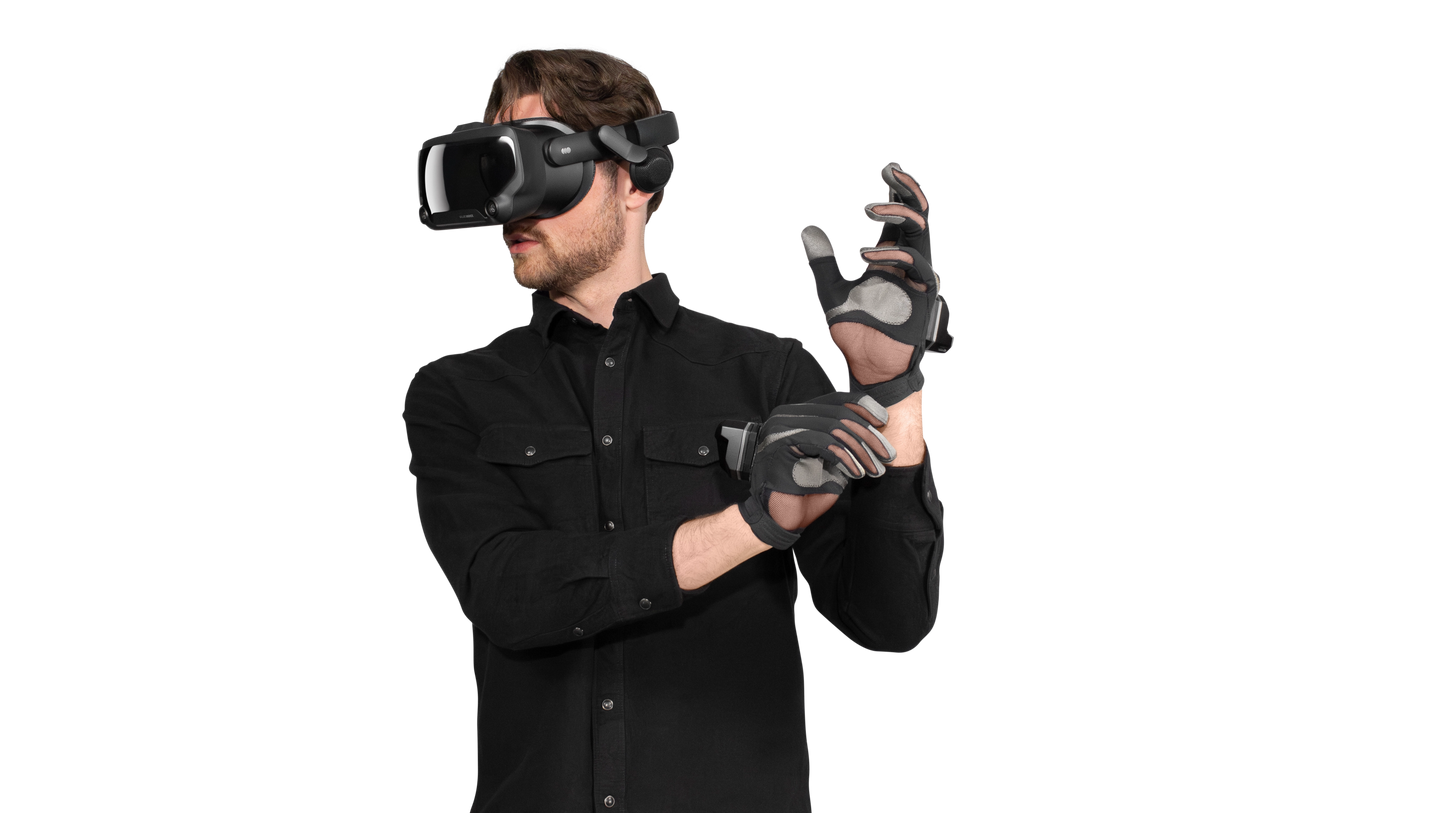 Peregrine VR Glove